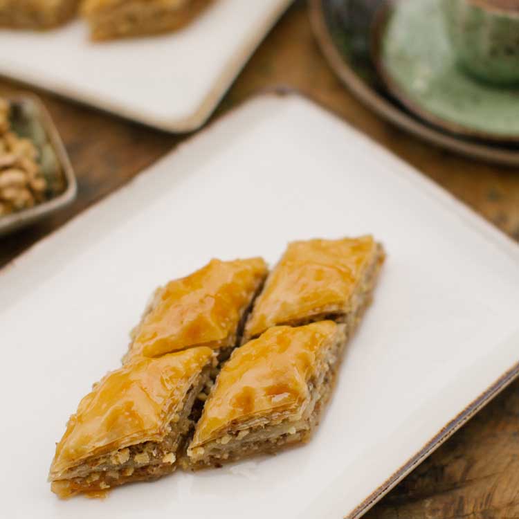 Cevizli Ev Baklavası