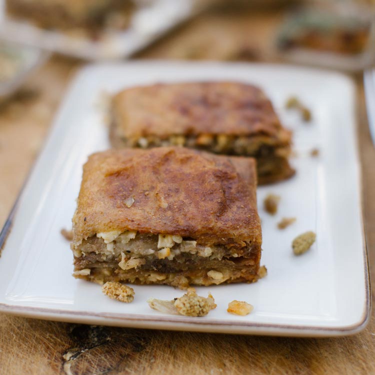 Lezzet-i Hâs Cevizli Peynirli Börek