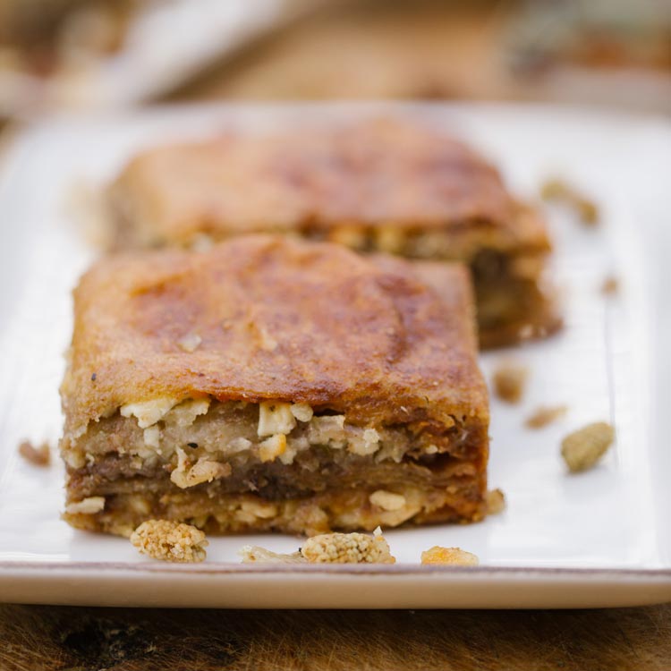 Lezzet-i Hâs Cevizli Peynirli Kuruyemişli